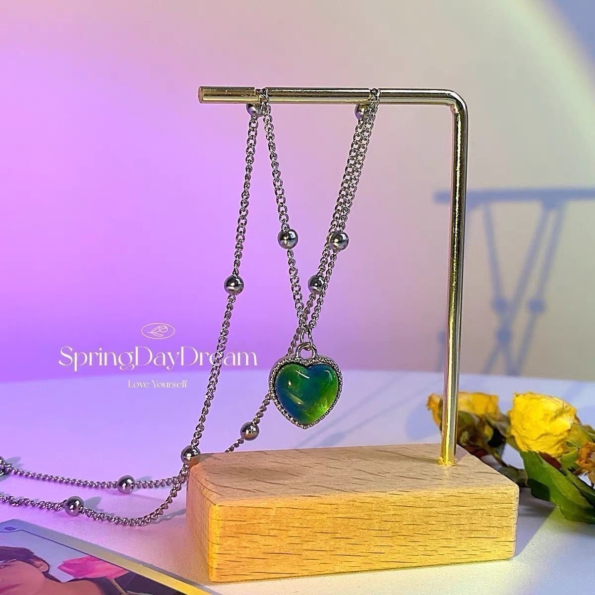 🔥BUY 1 GET 1 FREE🎁🔮Color changing mood bracelet